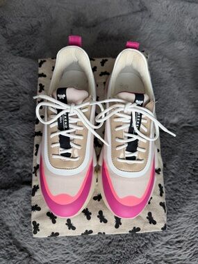 Max Mara Weekend Pink and White Women's  Sneakers